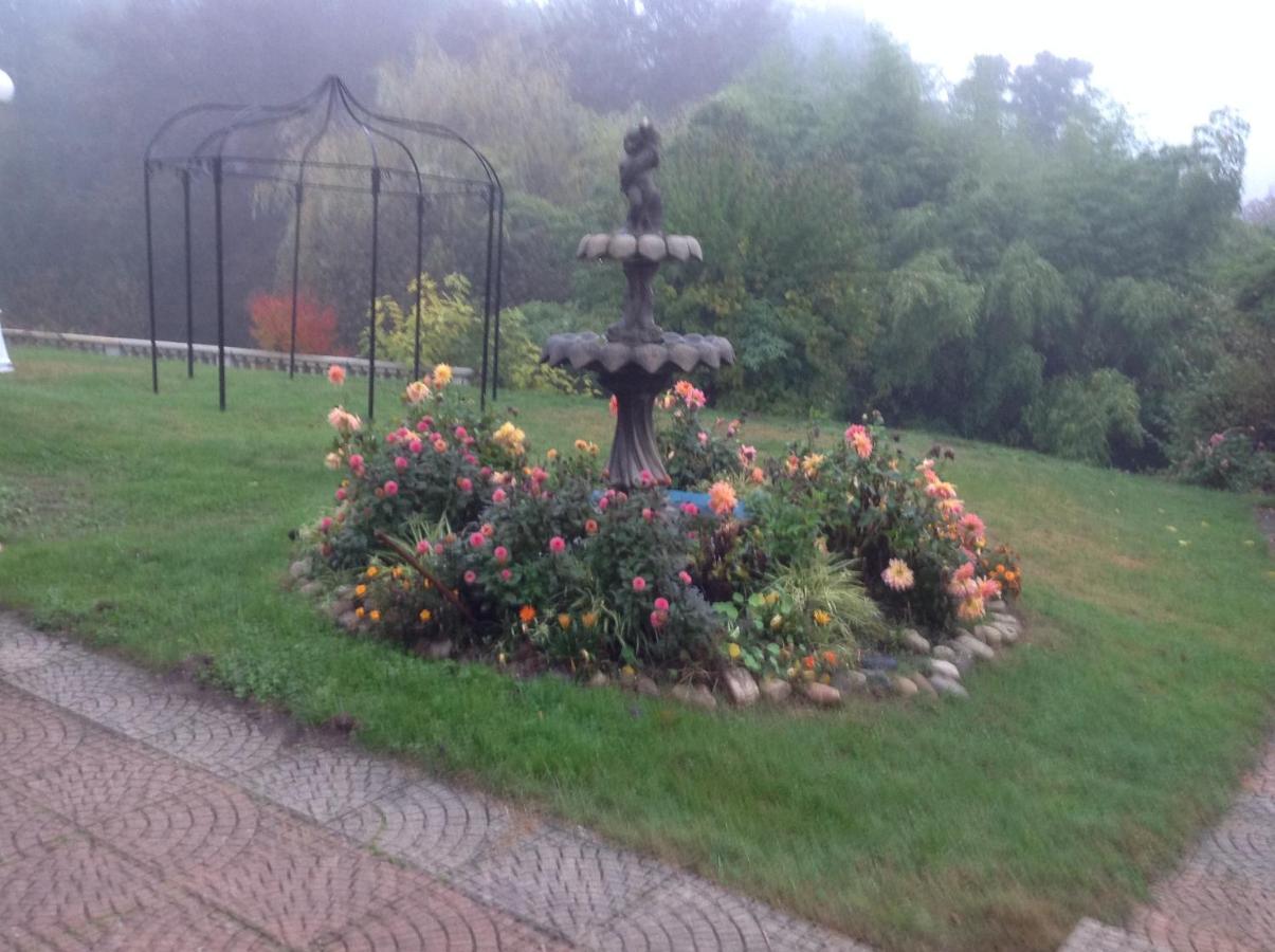 Domaine De La Provencale Bed & Breakfast Saint-Didier-de-la-Tour Dış mekan fotoğraf