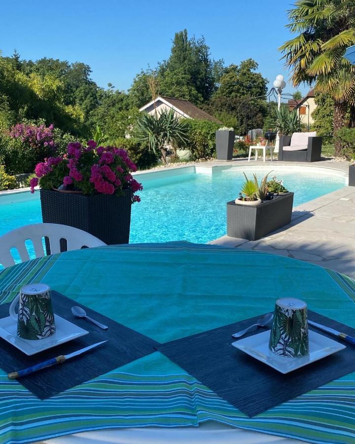 Domaine De La Provencale Bed & Breakfast Saint-Didier-de-la-Tour Dış mekan fotoğraf